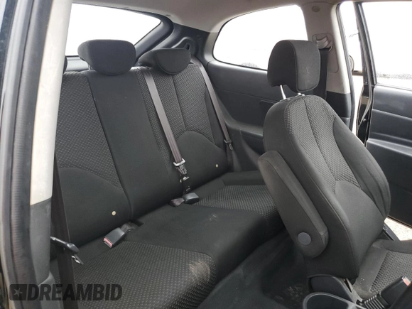 2009 Hyundai Accent GS с VIN KMHCM36CX9U140367, выставлен на аукционе Copart как лот 84389354 с пробегом 134 027 миль миль и Списание • Salvage title. История ставок и продаж доступна на DreamBid. Изображение 10.