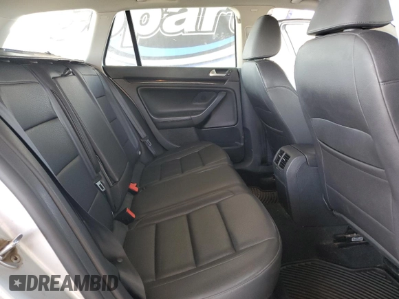 2013 Volkswagen Jetta TDI w/Sunroof & Nav с VIN 3VWPL7AJ8DM663399, выставлен на аукционе Copart как лот 59991045 с пробегом 157 377 миль миль и Чистый • Clean title. История ставок и продаж доступна на DreamBid. Изображение 10.