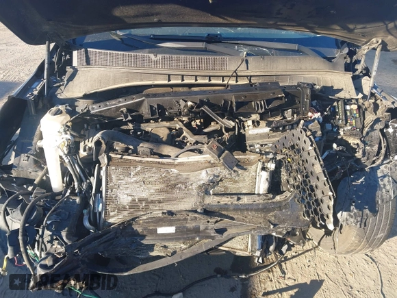 2017 Kia Sorento LX z VIN 5XYPG4A50HG287924, wystawiony jako IAAI lot #41078288 z przebiegiem Nie podano mil oraz . Historia ofert i sprzedaży dostępna na DreamBid. Obrazek 10.