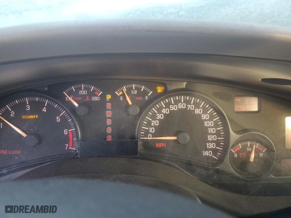 2002 Pontiac Bonneville SLE with VIN 1G2HY54K324178165, listed as a Copart auction lot 87634705 with 236,973 mi miles and Salvage Title. Bid and sale history available at carsss.com. Image 9.