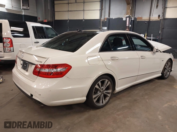 2012 Mercedes-Benz E 350 Luxury with VIN WDDHF8JB3CA642474, listed as a IAAI auction lot 41952364 with 75,763 mi miles and . Bid and sale history available at DreamBid. Image 4.