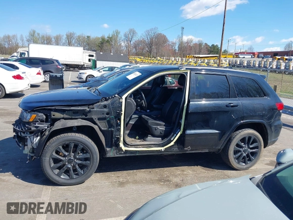 2017 Jeep Grand Cherokee Altitude with VIN 1C4RJEAG2HC880691, listed as a IAAI auction lot 41892221 with 116,008 mi miles and . Bid and sale history available at DreamBid. Image 15.
