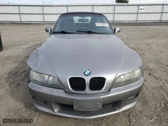 2001 BMW Z3 2.5i with VIN WBACN33401LK48695, listed as a Copart auction lot 47415275 with 86,667 mi miles and Salvage Title. Bid and sale history available at carsss.com. Image 5.