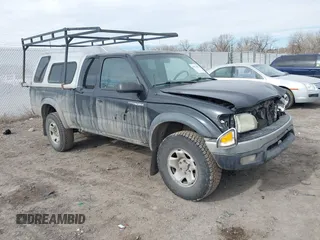 2003 Toyota Tacoma with VIN 5TEWN72N53Z176334, listed as a IAAI auction lot 41774810 with 190,543 mi miles. Bid and sale history available at carsss.com. Image 1.
