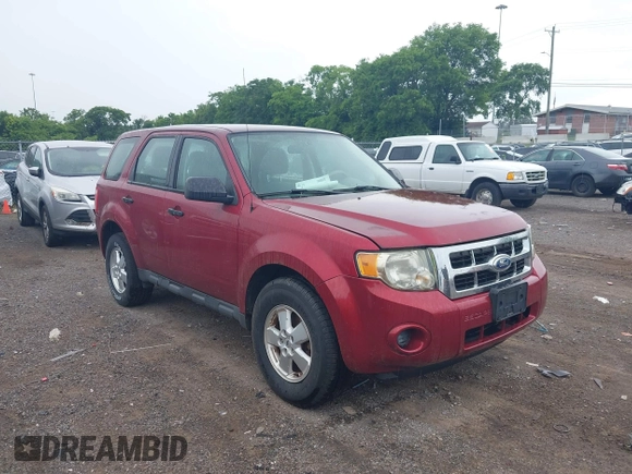 2012 Ford Escape XLS z VIN 1FMCU9C75CKB34585, wystawiony jako IAAI lot #42472033 z przebiegiem 184 695 mil mil oraz . Historia ofert i sprzedaży dostępna na DreamBid. Obrazek 6.