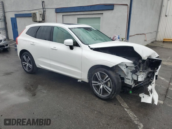 2019 Volvo XC60 Momentum z VIN LYV102RK6KB284499, wystawiony jako Copart lot #44971595 z przebiegiem 17 986 mil mil oraz Szkoda całkowita • Salvage title. Historia ofert i sprzedaży dostępna na DreamBid. Obrazek 4.