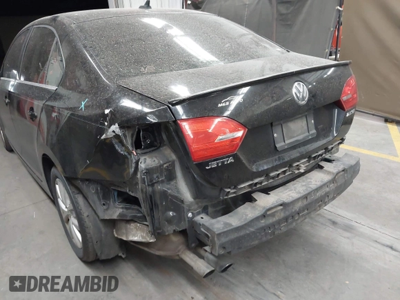 2013 Volkswagen Jetta SE with VIN 3VWDX7AJ8DM258179, listed as a IAAI auction lot 42184402 with 105,807 mi miles and . Bid and sale history available at DreamBid. Image 13.