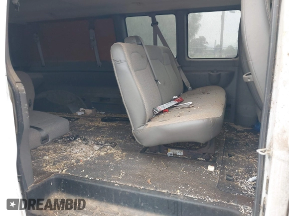 2011 Chevrolet Express Passenger 1LT с VIN 1GAZG1FG1B1104810, выставлен на аукционе IAAI как лот 41902649 с пробегом 16 337 миль миль и . История ставок и продаж доступна на DreamBid. Изображение 8.