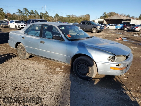 1992 Toyota Camry LE with VIN 4T1SK12E6NU012070, listed as a Copart auction lot 42172845 with 0 mi miles and Salvage Title. Bid and sale history available at carsss.com. Image 4.