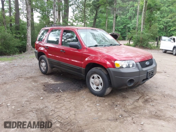2005 Ford Escape XLS Value с VIN 1FMYU02ZX5KB43354, выставлен на аукционе IAAI как лот 42427019 с пробегом 139 910 миль миль и . История ставок и продаж доступна на DreamBid. Изображение 1.