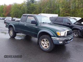 2003 Toyota Tacoma with VIN 5TEWN72N73Z259408, listed as a IAAI auction lot 42195456 with 240,965 mi miles. Bid and sale history available at carsss.com. Image 1.