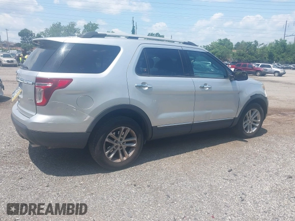 2011 Ford Explorer XLT с VIN 1FMHK8D84BGA75818, выставлен на аукционе IAAI как лот 42556426 с пробегом 162 021 миль миль и . История ставок и продаж доступна на DreamBid. Изображение 4.
