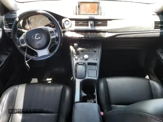 2012 Lexus CT 200h z VIN JTHKD5BH4C2117066, wystawiony jako Copart lot #62868465 z przebiegiem 194 561 mil mil oraz Szkoda całkowita • Salvage title. Historia ofert i sprzedaży dostępna na DreamBid. Obrazek 8.