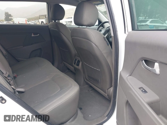 2015 Kia Sportage EX with VIN KNDPC3AC4F7766412, listed as a IAAI auction lot 42147917 with 89,829 mi miles and . Bid and sale history available at DreamBid. Image 8.