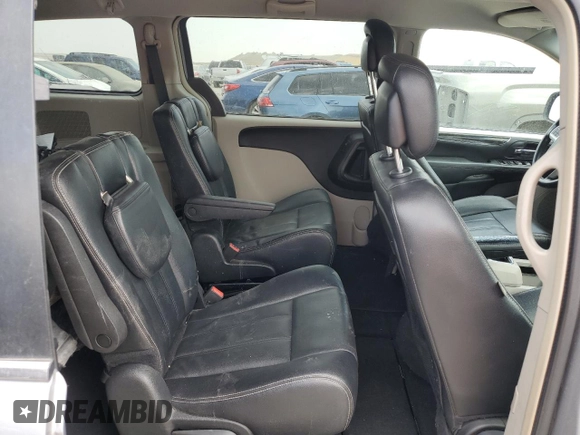 2014 Chrysler Town & Country Touring with VIN 2C4RC1BGXER395493, listed as a Copart auction lot 64263214 with 142,844 mi miles and Salvage Title. Bid and sale history available at DreamBid. Image 10.