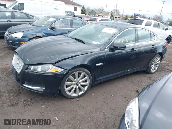 2012 Jaguar XF z VIN SAJWA0FB5CLS46112, wystawiony jako IAAI lot #41846029 z przebiegiem 123 044 mil mil oraz . Historia ofert i sprzedaży dostępna na DreamBid. Obrazek 2.