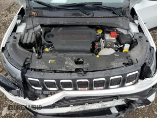 2022 Jeep Compass Altitude with VIN 3C4NJCBB3NT204949, listed as a Copart auction lot 57820975 with 18,098 mi miles and Salvage title. Bid and sale history available at DreamBid. Image 12.