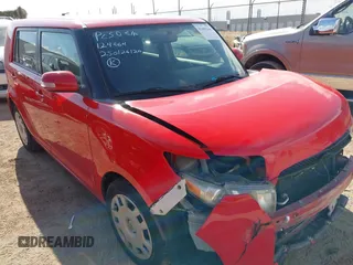 2015 Scion xB with VIN JTLZE4FE4FJ074175, listed as a IAAI auction lot 41441046 with 89,606 mi miles. Bid and sale history available at carsss.com. Image 1.