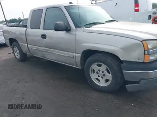 2005 Chevrolet Silverado 1500 LT z VIN 1GCEC19T25Z189317, wystawiony jako IAAI lot #42478193 z przebiegiem 172 659 mil mil oraz . Historia ofert i sprzedaży dostępna na DreamBid. Obrazek 6.