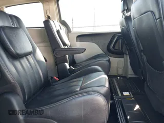 2014 Chrysler Town & Country Touring with VIN 2C4RC1BGXER270140, listed as a IAAI auction lot 41068771 with 144,820 mi miles. Bid and sale history available at carsss.com. Image 8.