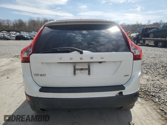 2013 Volvo XC60 3.2L z VIN YV4940DZ1D2451594, wystawiony jako Copart lot #53682435 z przebiegiem 219 668 mil mil oraz Szkoda całkowita • Salvage title. Historia ofert i sprzedaży dostępna na DreamBid. Obrazek 6.