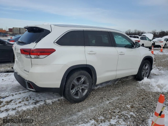2017 Toyota Highlander Limited with VIN 5TDDZRFH2HS382016, listed as a Copart auction lot 45843765 with 115,181 mi miles and Salvage Title. Bid and sale history available at carsss.com. Image 3.