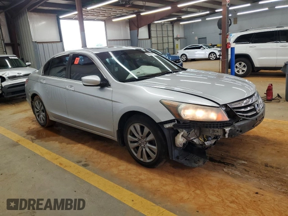 2012 Honda Accord EX z VIN 1HGCP2F78CA008291, wystawiony jako Copart lot #58614015 z przebiegiem 183 349 mil mil oraz Szkoda całkowita • Salvage title. Historia ofert i sprzedaży dostępna na DreamBid. Obrazek 4.