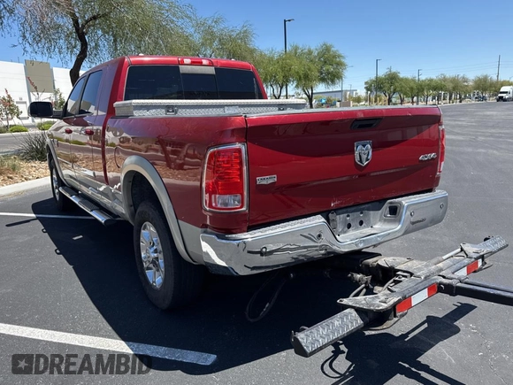 2010 Dodge 3500 SLT z VIN 3D73Y3HL6AG140269, wystawiony jako Copart lot #57510095 z przebiegiem 333 669 mil mil oraz Tytuł czysty. Historia ofert i sprzedaży dostępna na DreamBid. Obrazek 3.