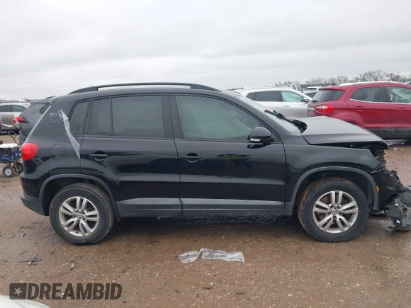 2016 Volkswagen Tiguan S z VIN WVGAV7AX5GW577538, wystawiony jako IAAI lot #41554415 z przebiegiem 94 233 mil mil oraz . Historia ofert i sprzedaży dostępna na DreamBid. Obrazek 12.