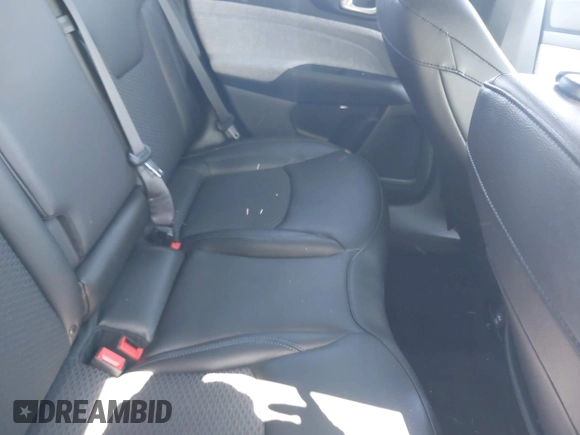 2025 Jeep Compass Latitude with VIN 3C4NJDBN4ST554344, listed as a IAAI auction lot 41993411 with 633 mi miles and . Bid and sale history available at DreamBid. Image 8.