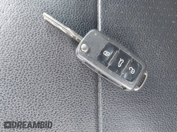 2011 Volkswagen Jetta TDI with VIN 3VWPL7AJ4BM707069, listed as a IAAI auction lot 41365820 with 126,015 mi miles and . Bid and sale history available at DreamBid. Image 11.