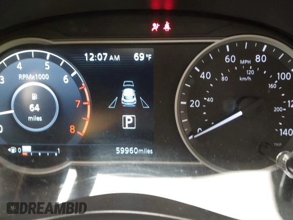 2019 Nissan Kicks SV with VIN 3N1CP5CU0KL471126, listed as a IAAI auction lot 41685950 with 59,960 mi miles. Bid and sale history available at carsss.com. Image 7.