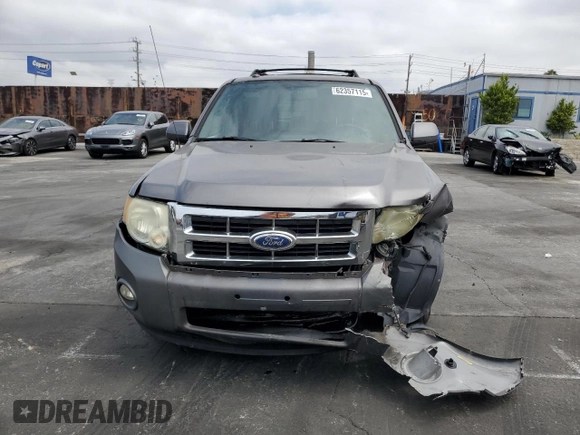 2010 Ford Escape Limited с VIN 1FMCU0EG8AKD06419, выставлен на аукционе Copart как лот 62357115 с пробегом 138 687 миль миль и Списание • Salvage title. История ставок и продаж доступна на DreamBid. Изображение 5.
