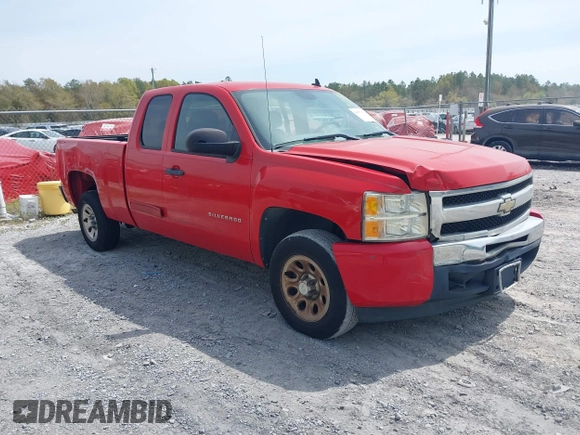 2010 Chevrolet Silverado 1500 LS with VIN 1GCSCREA6AZ279585, listed as a IAAI auction lot 41877080 with 162,897 mi miles. Bid and sale history available at carsss.com. Image 1.