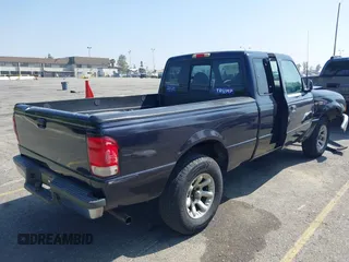 2000 Ford Ranger XL with VIN 1FTYR14V3YPB90285, listed as a IAAI auction lot 42085329 with 205,107 mi miles. Bid and sale history available at carsss.com. Image 4.