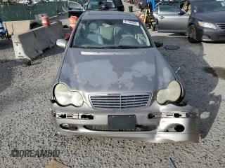 2004 Mercedes-Benz C 320 with VIN WDBRF64J24F545033, listed as a Copart auction lot 87768455 with 217,094 mi miles and Salvage Title. Bid and sale history available at DreamBid. Image 5.