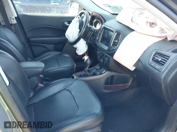 2019 Jeep Compass Trailhawk with VIN 3C4NJDDB2KT716281, listed as a IAAI auction lot 41840458 with 89,246 mi miles and . Bid and sale history available at DreamBid. Image 5.