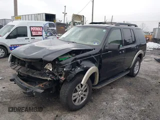 2010 Ford Explorer Eddie Bauer z VIN 1FMEU7EE1AUA40956, wystawiony jako IAAI lot #41353217 z przebiegiem 114 209 mil mil oraz . Historia ofert i sprzedaży dostępna na DreamBid. Obrazek 18.