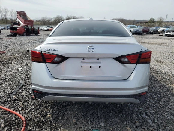 2020 Nissan Altima 2.5 S with VIN 1N4BL4BV0LC130546, listed as a Copart auction lot 48065515 with 140,689 mi miles and Salvage Title. Bid and sale history available at carsss.com. Image 6.