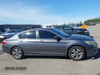 2013 Honda Accord LX z VIN 1HGCR2F37DA085663, wystawiony jako IAAI lot #41765353 z przebiegiem 193 384 mil mil oraz . Historia ofert i sprzedaży dostępna na DreamBid. Obrazek 13.