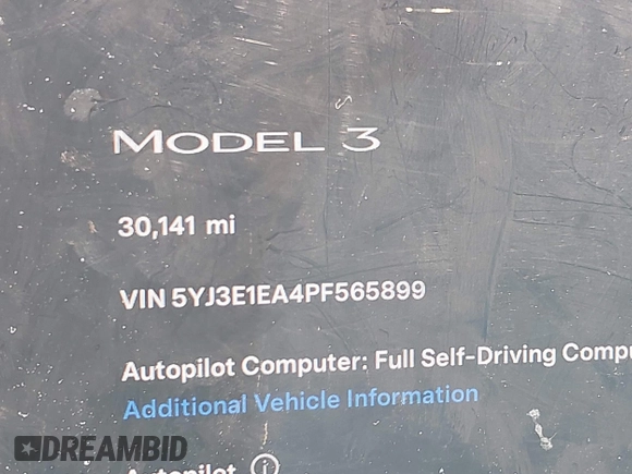 2023 Tesla Model 3 z VIN 5YJ3E1EA4PF565899, wystawiony jako IAAI lot #42436473 z przebiegiem 30 141 mil mil oraz . Historia ofert i sprzedaży dostępna na DreamBid. Obrazek 7.
