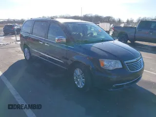 2014 Chrysler Town & Country Limited with VIN 2C4RC1GGXER176316, listed as a IAAI auction lot 41423119 with 150,109 mi miles and . Bid and sale history available at DreamBid. Image 1.
