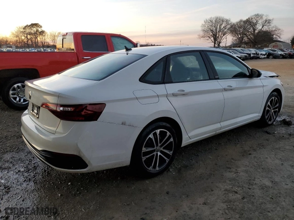 2024 Volkswagen Jetta Sport with VIN 3VWBM7BU2RM091558, listed as a Copart auction lot 45467805 with 10,595 mi miles and Salvage Title. Bid and sale history available at carsss.com. Image 3.