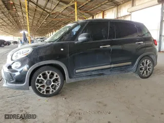 2014 FIAT 500L Trekking with VIN ZFBCFADH9EZ006709, listed as a Copart auction lot 74635554 with 226,791 mi miles and Clean Title. Bid and sale history available at carsss.com. Image 1.
