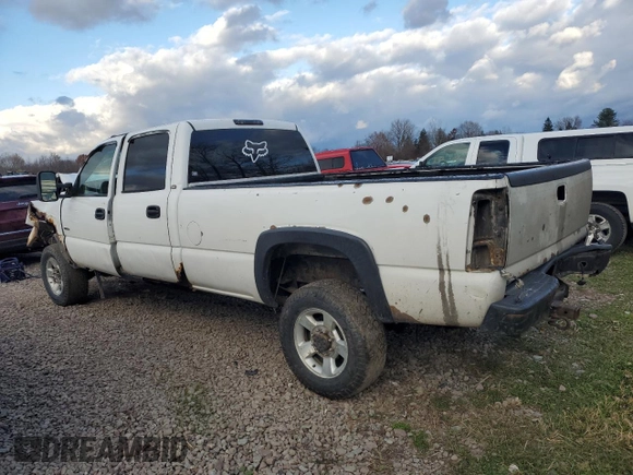 2004 Chevrolet Silverado 3500 DRW z VIN 1GCJK33104F120422, wystawiony jako Copart lot #78437134 z przebiegiem 277 609 mil mil oraz Szkoda całkowita • Salvage title. Historia ofert i sprzedaży dostępna na DreamBid. Obrazek 2.