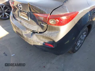 2015 Mazda 3 i Sport with VIN 3MZBM1U77FM190425, listed as a IAAI auction lot 41639316 with 89,596 mi miles and . Bid and sale history available at carsss.com. Image 6.