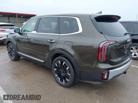 2024 Kia Telluride SX Prestige X-Pro with VIN 5XYP5DGCXRG530586, listed as a IAAI auction lot 42225560 with 7,880 mi miles and . Bid and sale history available at DreamBid. Image 3.
