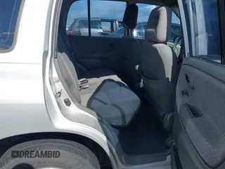 2002 Chevrolet Tracker z VIN 2CNBE13C426951703, wystawiony jako IAAI lot #42177942 z przebiegiem 186 096 mil mil oraz . Historia ofert i sprzedaży dostępna na DreamBid. Obrazek 8.