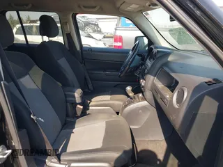 2015 Jeep Patriot Latitude with VIN 1C4NJPFB2FD157907, listed as a IAAI auction lot 41767591 with 111,738 mi miles and . Bid and sale history available at DreamBid. Image 5.