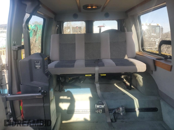 2006 Ford Econoline Cargo with VIN 1FDNE24L16DB42233, listed as a Copart auction lot 50305985 with 111,193 mi miles and Salvage Title. Bid and sale history available at carsss.com. Image 10.